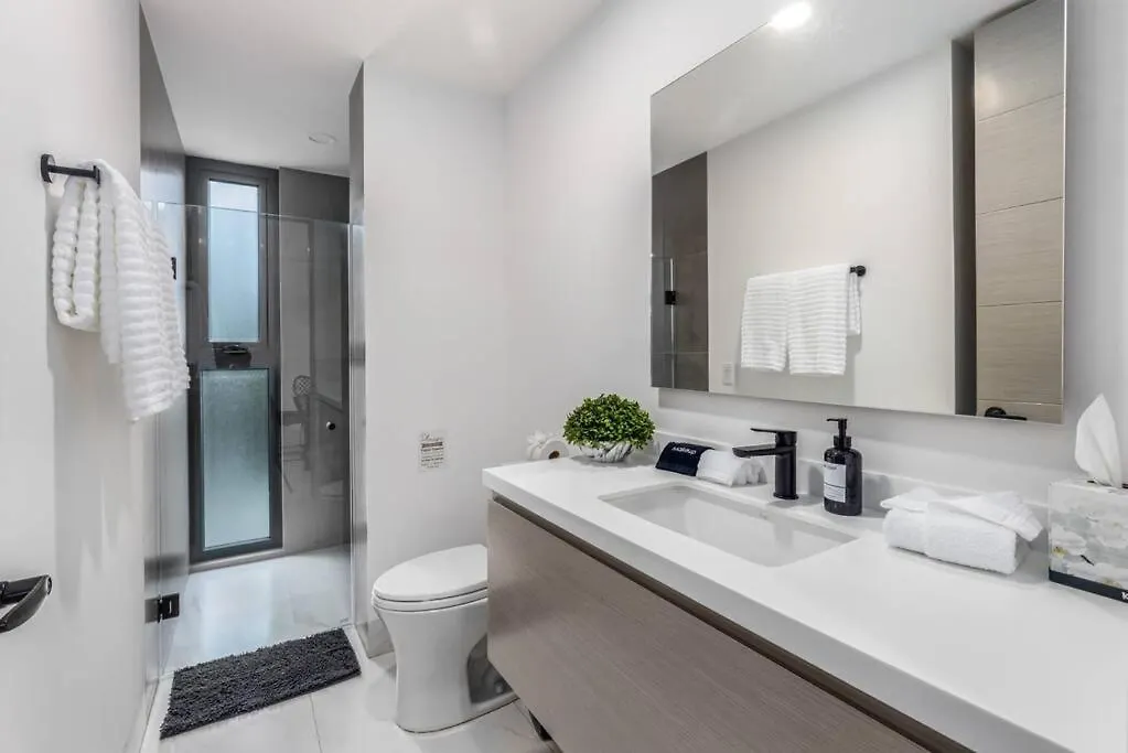Apartment Endless Summer: Oceanview Condo with Pool, Steps from Beach Cabo San Lucas